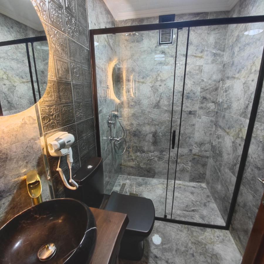 Star Hotel Istanbul Bagian luar foto