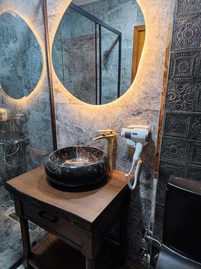 Star Hotel Istanbul Bagian luar foto
