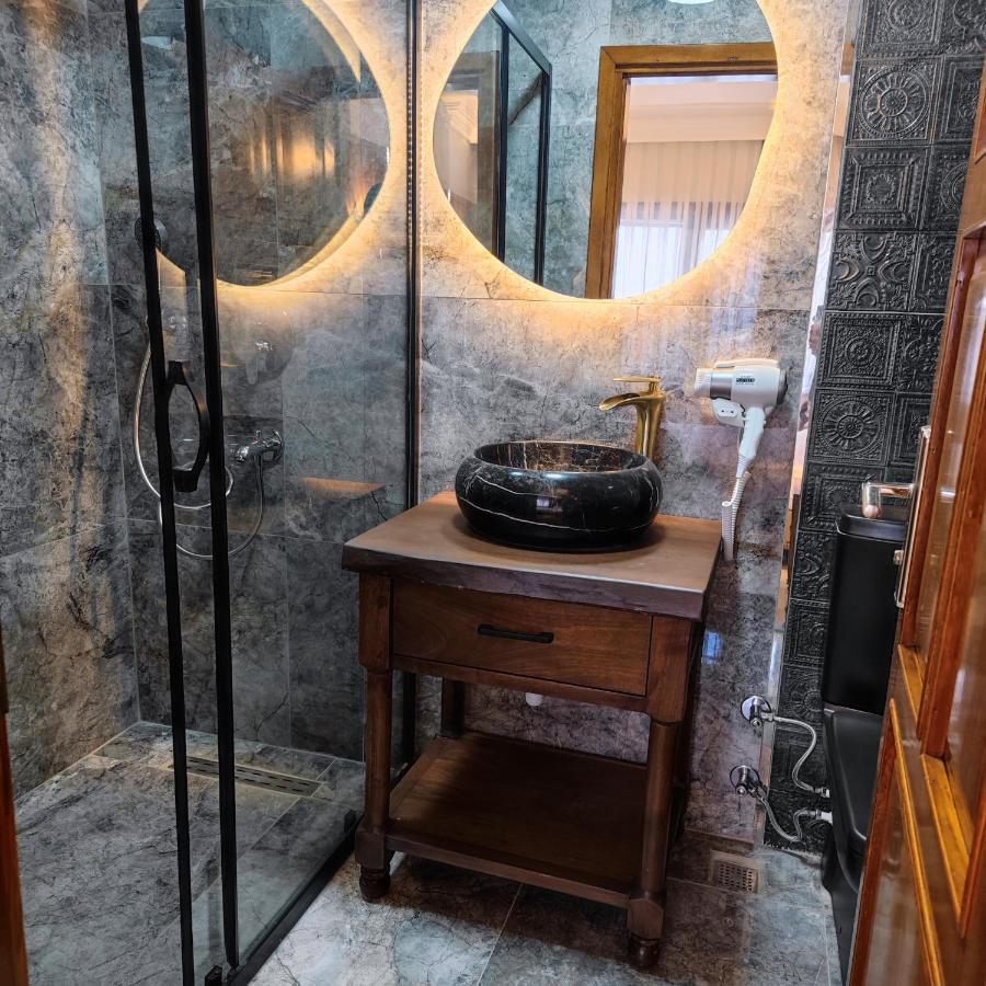 Star Hotel Istanbul Bagian luar foto