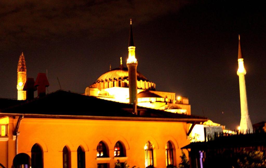 Star Hotel Istanbul Bagian luar foto